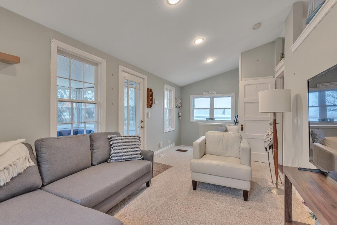 Amazing Lakefront Retreat On Long Lake! Home ポーテージ  エクステリア 写真
