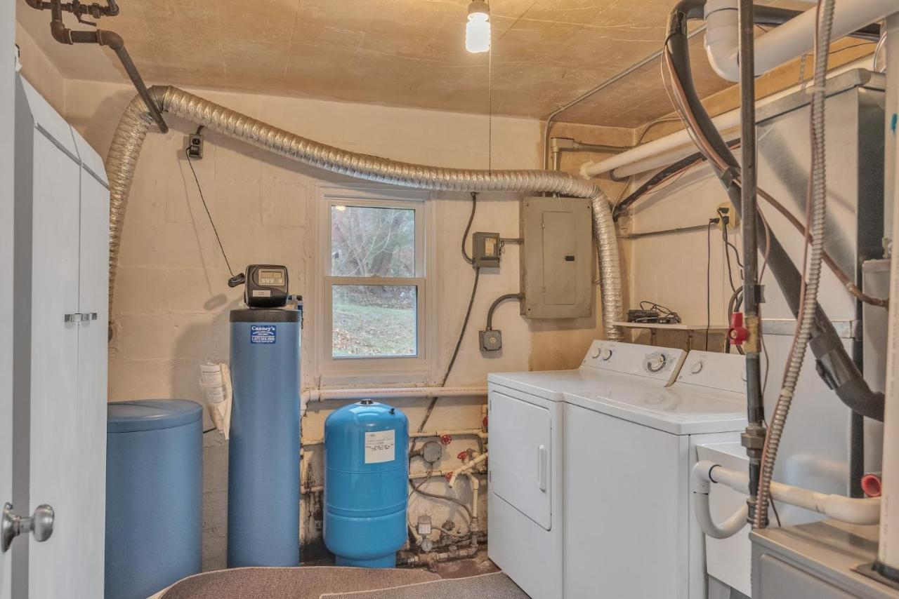 Amazing Lakefront Retreat On Long Lake! Home ポーテージ  エクステリア 写真