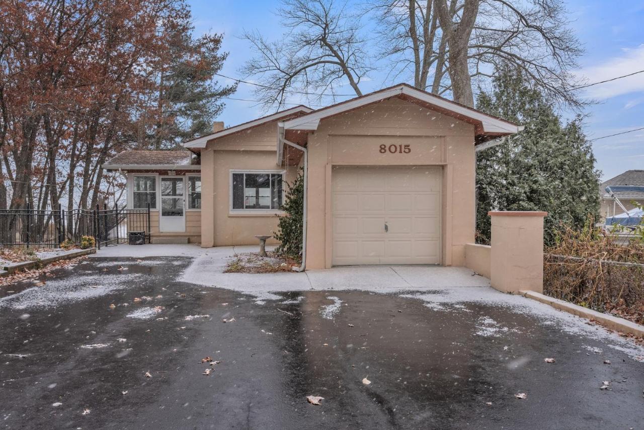 Amazing Lakefront Retreat On Long Lake! Home ポーテージ  エクステリア 写真