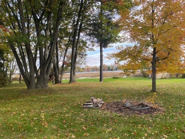 Amazing Lakefront Retreat On Long Lake! Home ポーテージ  エクステリア 写真